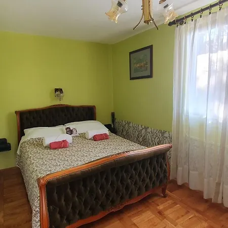 Jasna Vranici 2km From The Beach